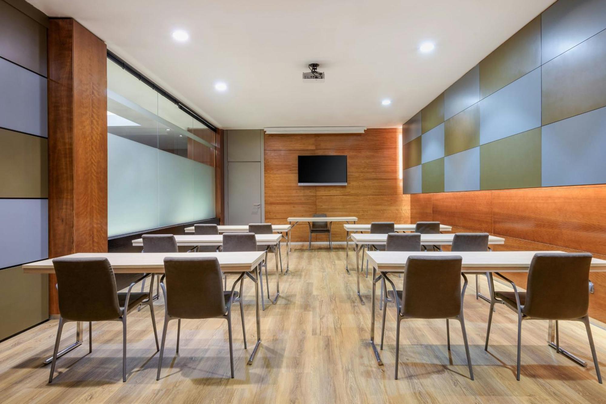 Ac Hotel Leon San Antonio By Marriott Exterior photo