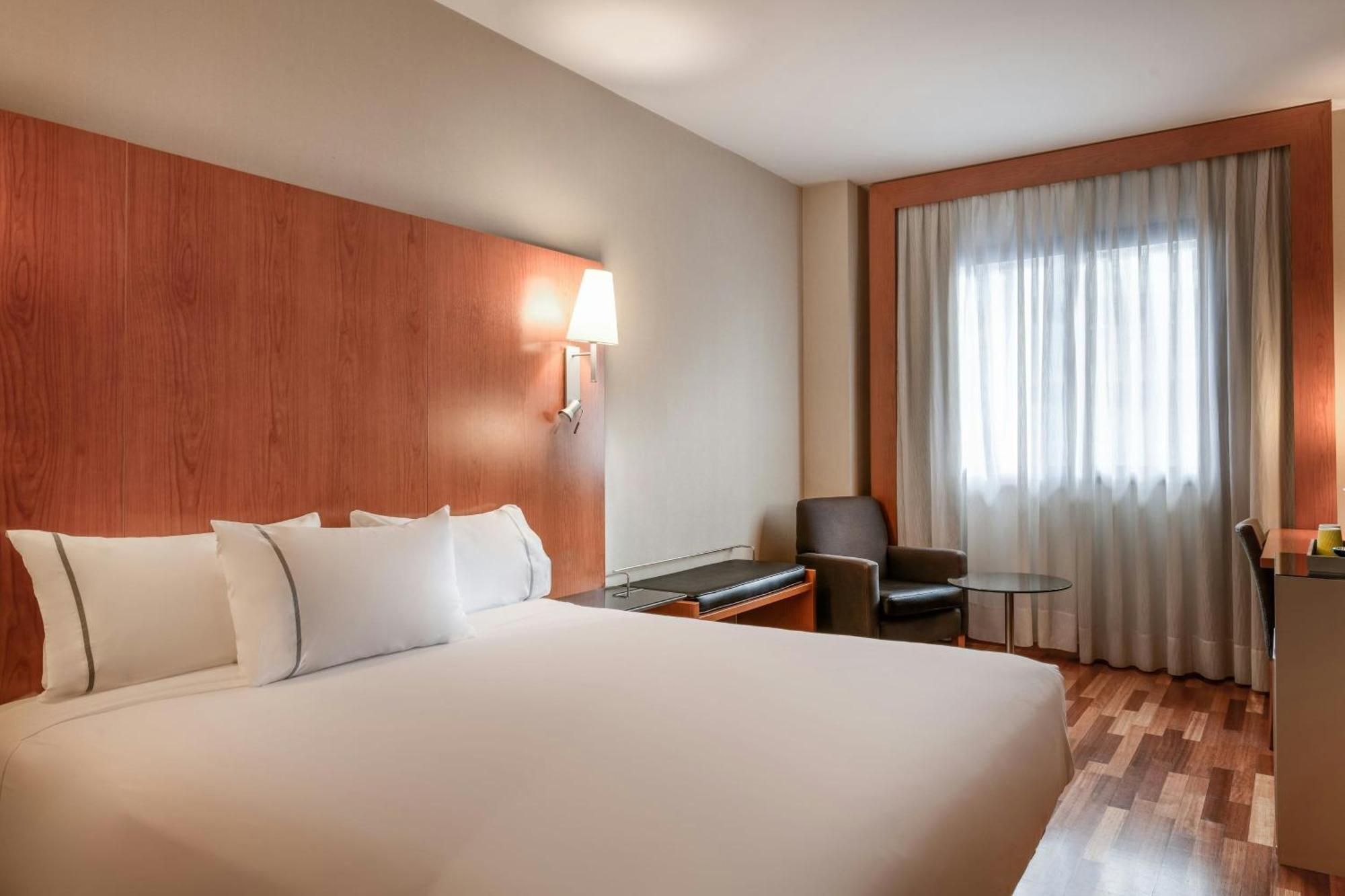 Ac Hotel Leon San Antonio By Marriott Exterior photo