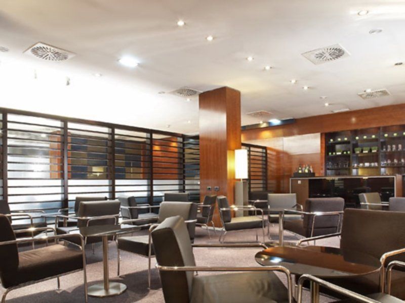 Ac Hotel Leon San Antonio By Marriott Exterior photo